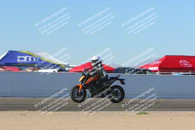 media/Nov-06-2023-Moto Forza (Mon) [[ce023d0744]]/4-Beginner Group/Session 4 (Finish Line Checker)/